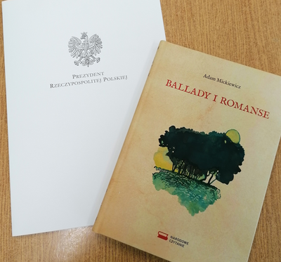 zdjęcie do
														 artykułu: NARODOWE CZYTANIE BALLAD I ROMANSÓW (26.10.2022 r.)