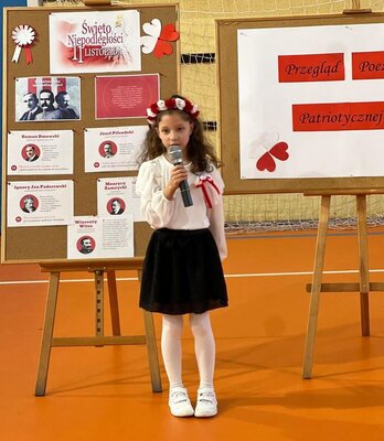 zdjęcie do
														 artykułu: PRZEGLĄD POEZJI PATRIOTYCZNEJ