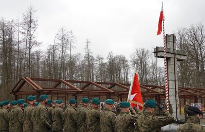 zdjęcie do
														 artykułu: 1 MARCA - NARODOWY DZIEŃ PAMIĘCI ŻOŁNIERZY WYKLĘTYCH