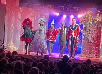 zdjęcie do
														 artykułu: WYCIECZKA DO OKiR NA SPEKTAKL PINOKIO