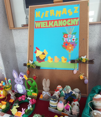 zdjęcie do
														 artykułu: KIERMASZ ŚWIĄTECZNY (7.04.2022 r.)